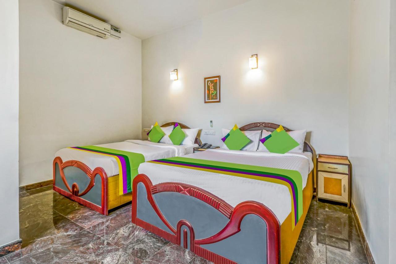 Treebo Benaka Residency Hotell Chikmagalūr Eksteriør bilde